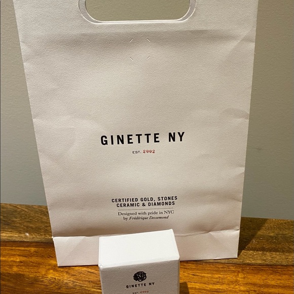 Ginette NY Be Mine earrings in 18K rose gold - Picture 4 of 5